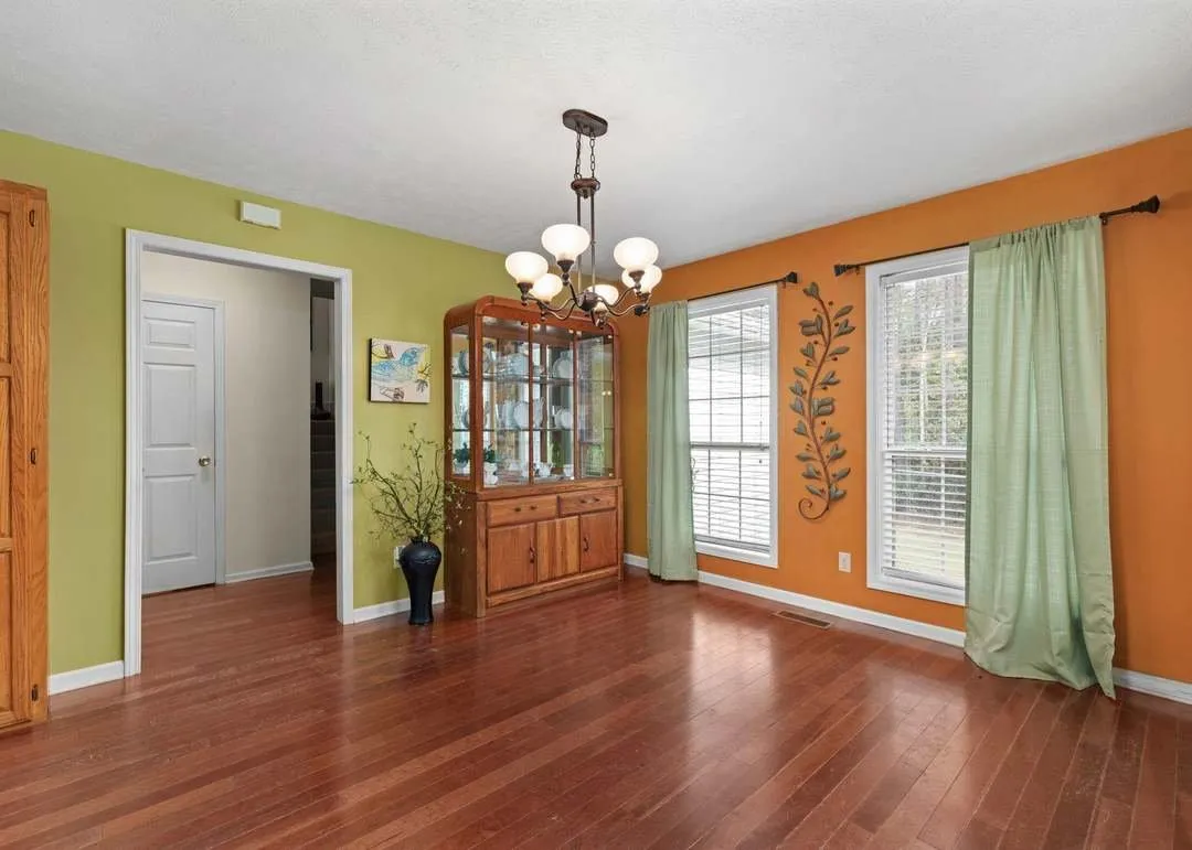 A second view of the dining room from the adjoining hallway
