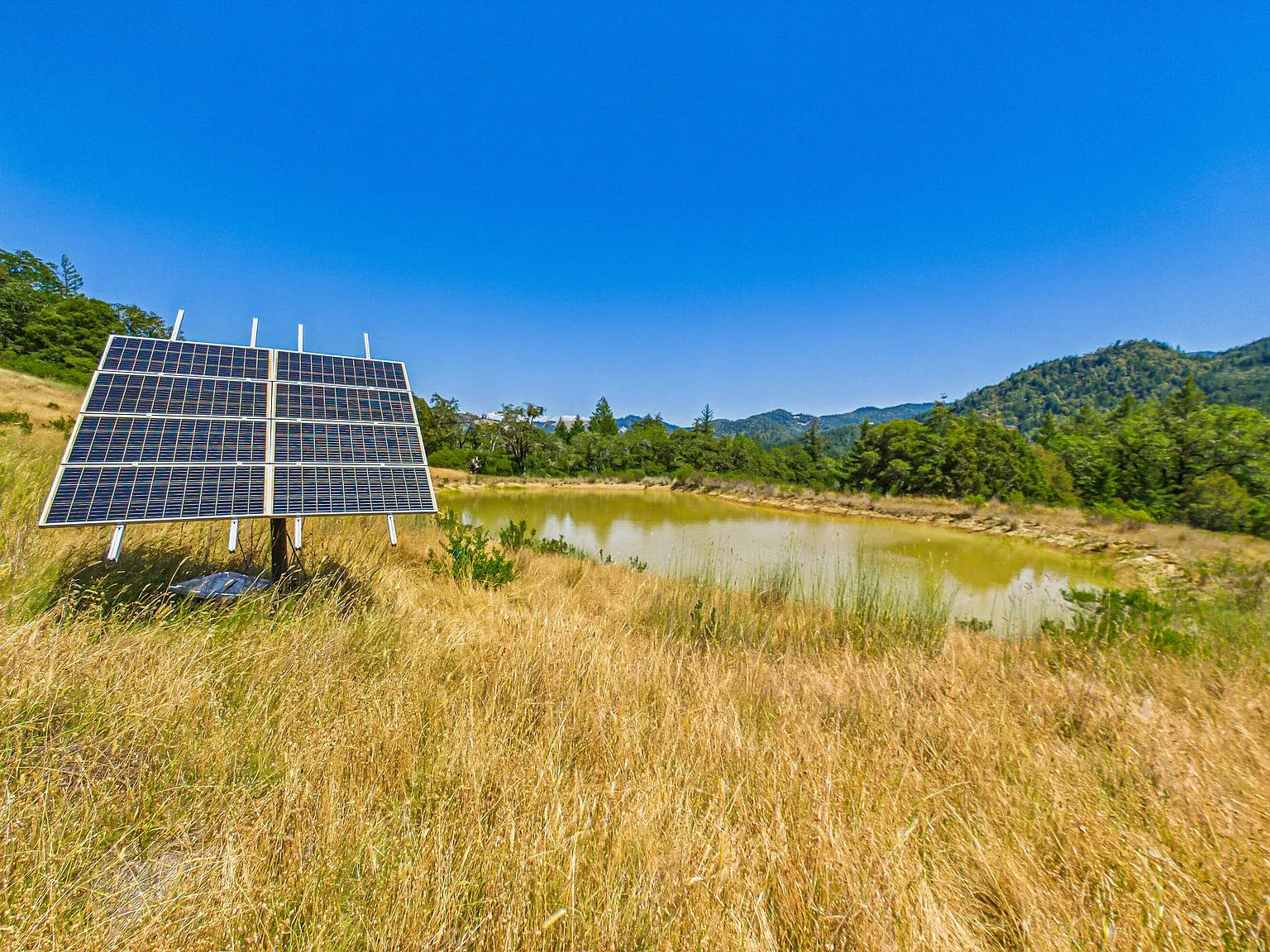 The pond and solar pump system seen from a slightly different angle