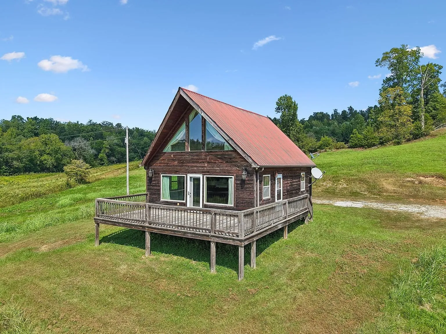 Property in Linden, Tennessee