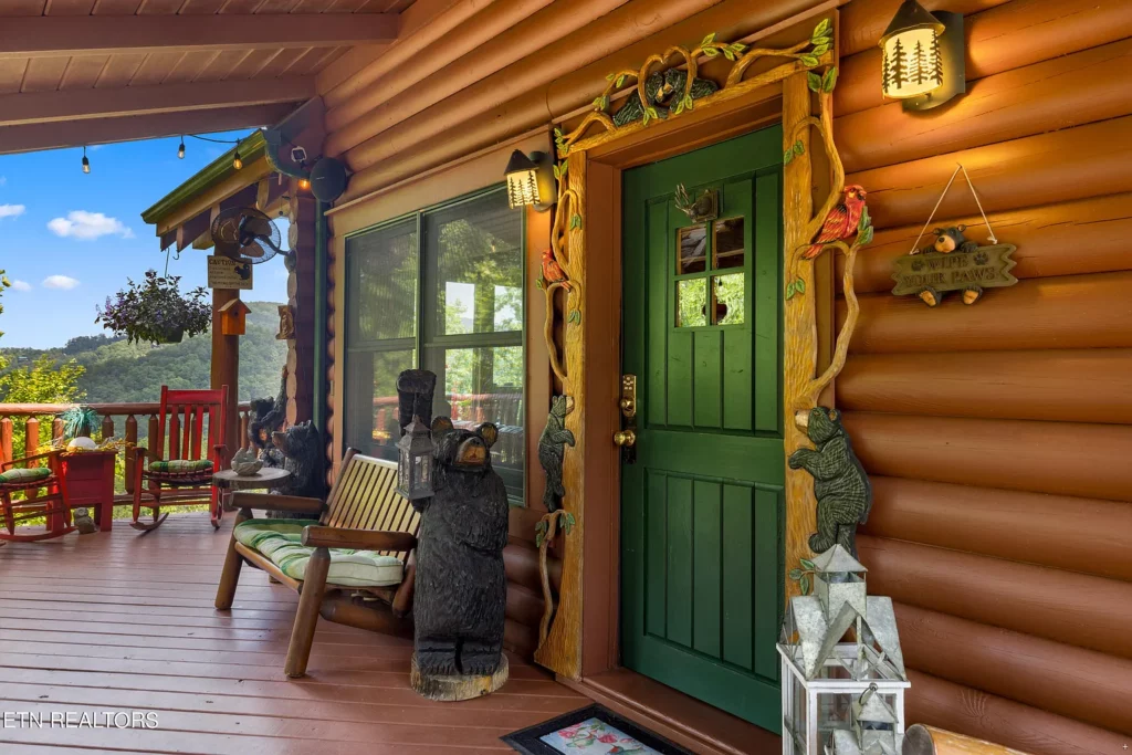 4534 Whetstone Rd, Sevierville, TN 37862