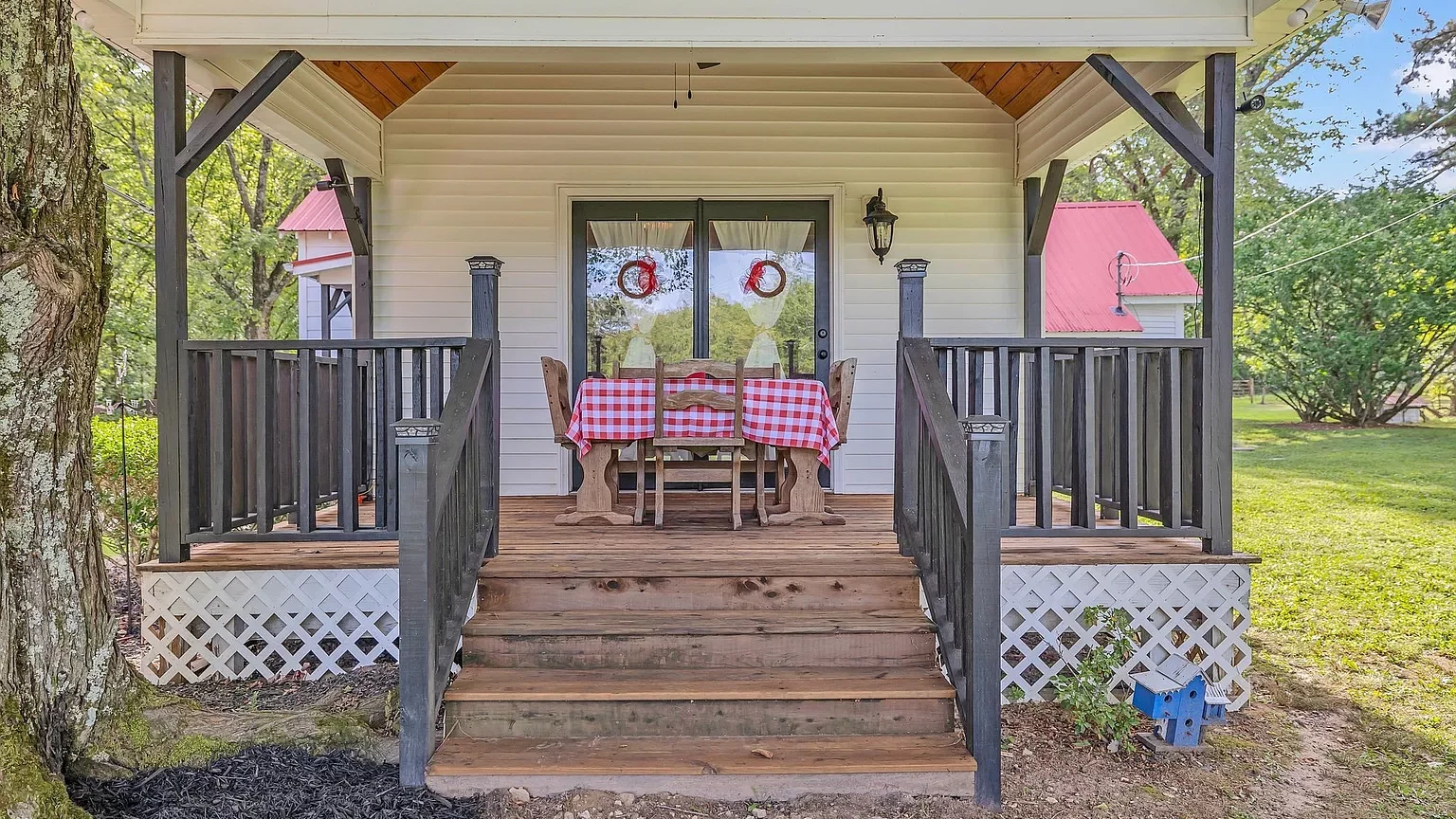 3962 John Barnes Rd, Cornersville, TN 37047