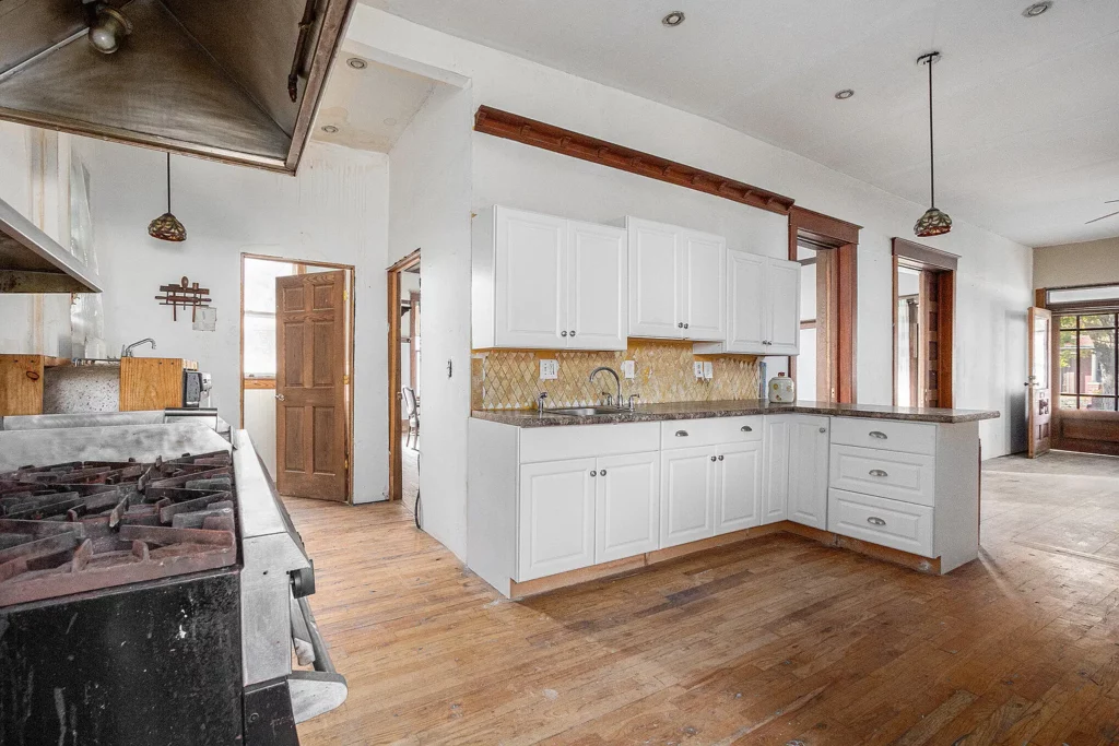 600 Territorial Rd, Benton Harbor, MI 49022