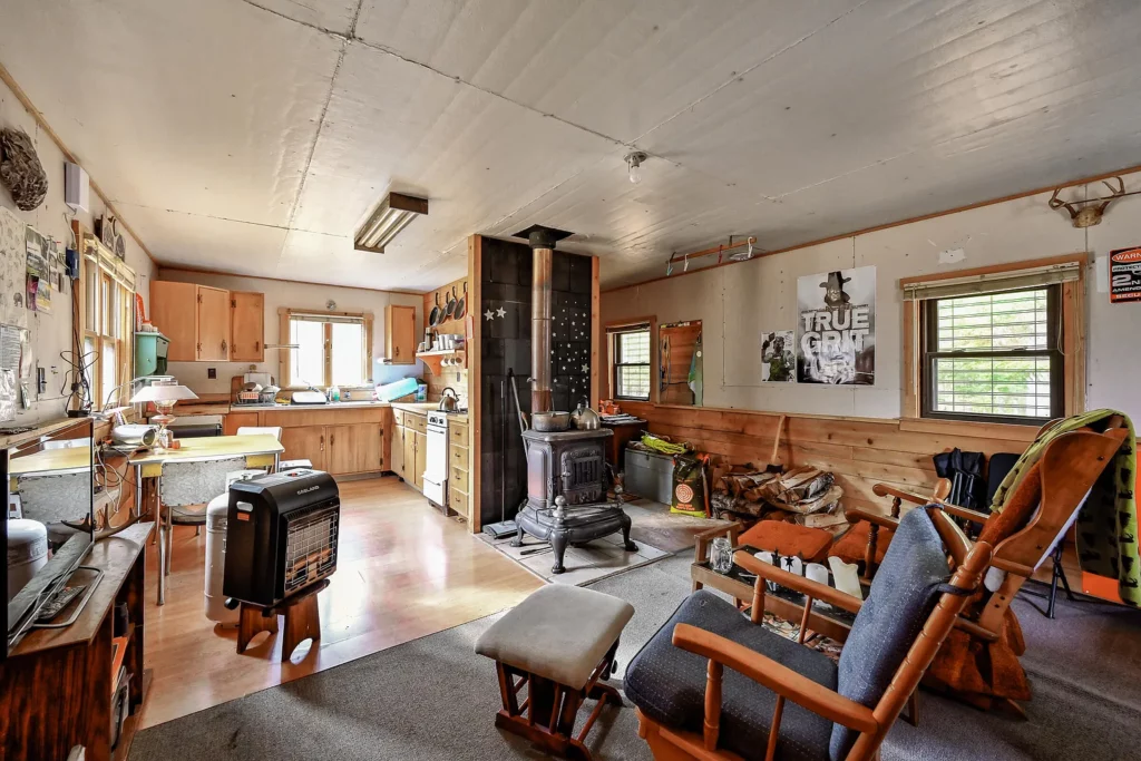 70 Morgan Rd, Burnham, ME 04922