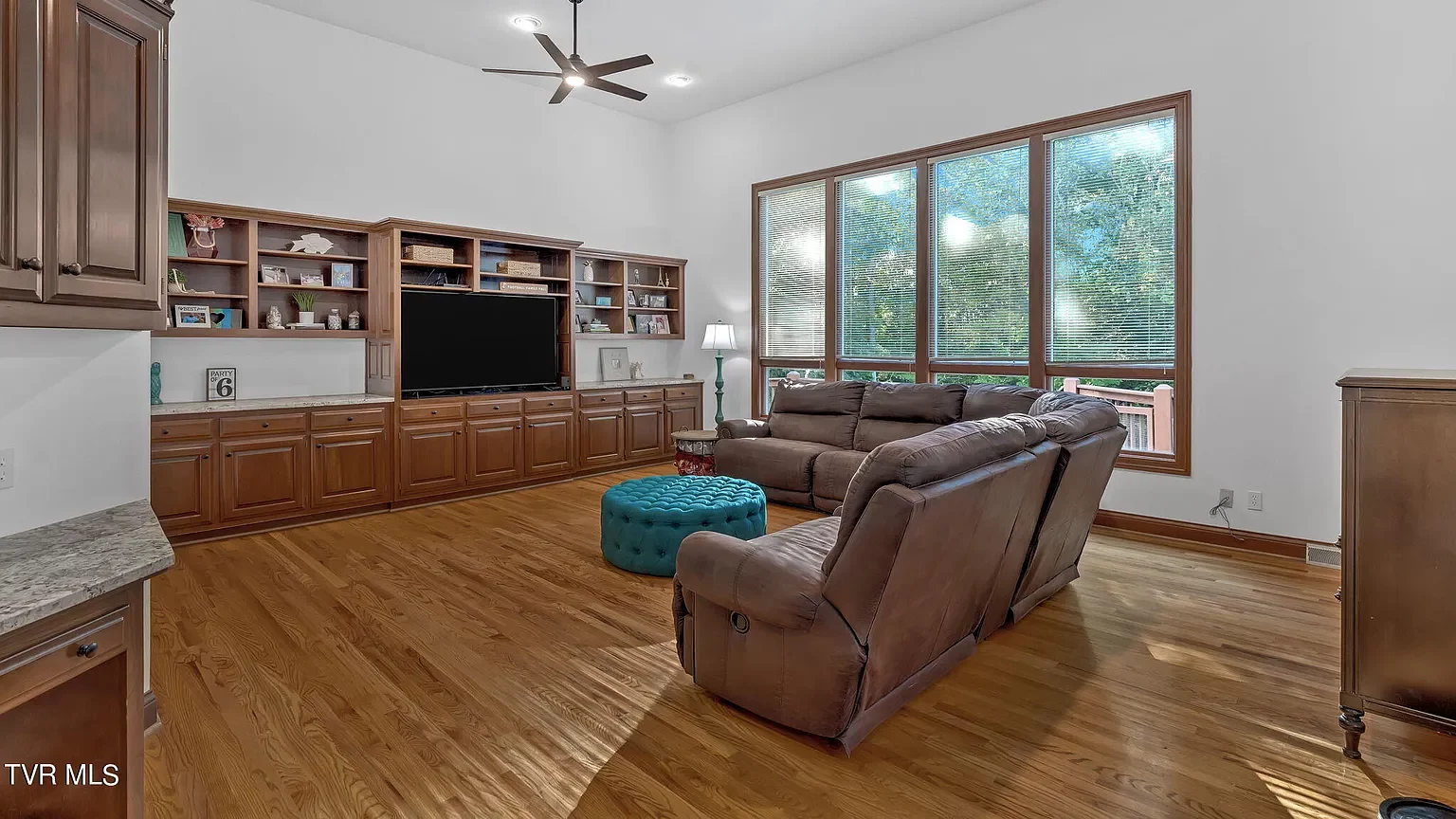 1108 Norfolk Pl, Kingsport, TN 37660