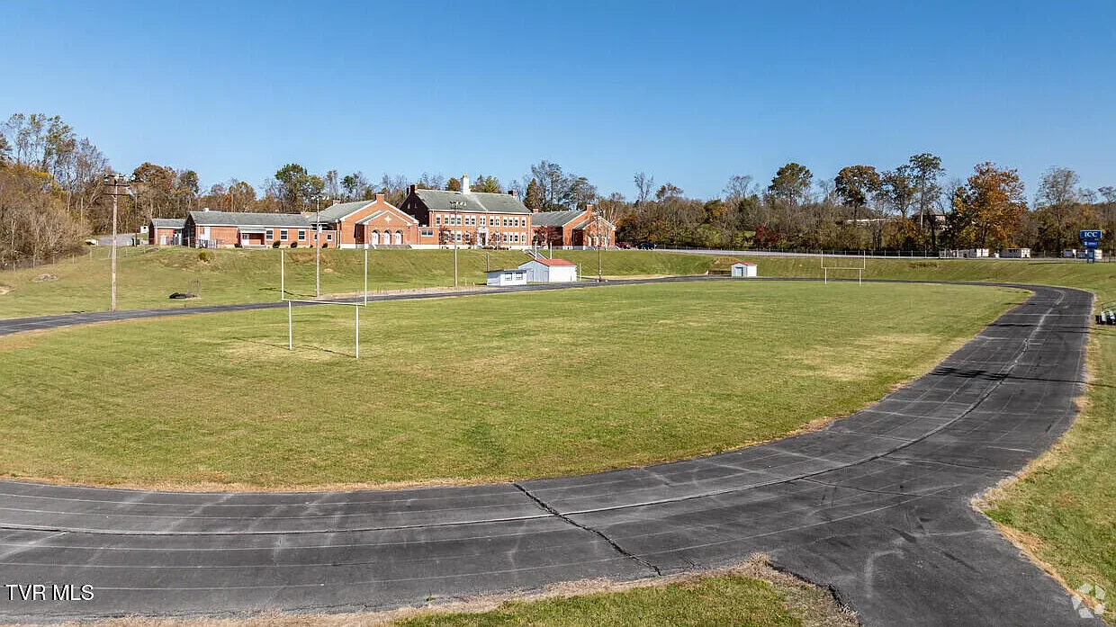 1717 Bristol Caverns Hwy, Bristol, TN 37620
