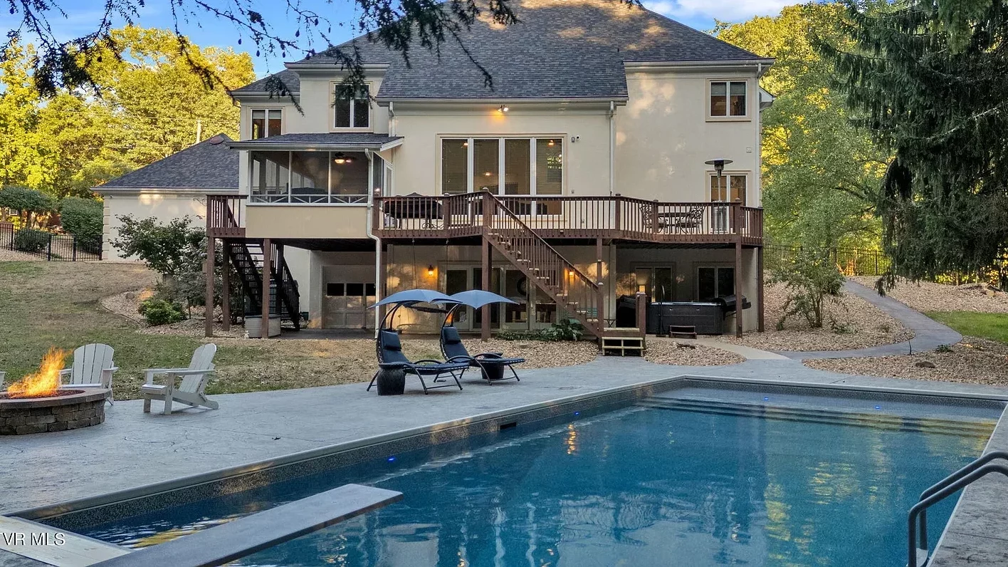 Realtor Andy Lowe, Andy Lowe, 1108 Norfolk Pl Kingsport TN 37660, 1108 Norfolk Pl, Kingsport, TN 37660, Kingsport TN real estate, Tennessee real estate, Realty ONE Group Home Team