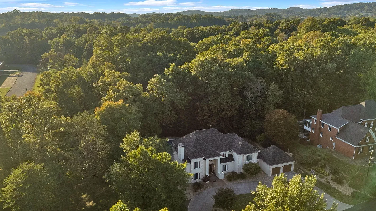 Realtor Andy Lowe, Andy Lowe, 1108 Norfolk Pl Kingsport TN 37660, 1108 Norfolk Pl, Kingsport, TN 37660, Kingsport TN real estate, Tennessee real estate, Realty ONE Group Home Team
