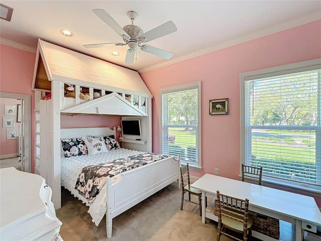 2756 Sequoyah Dr, Haines City, FL 33844 Listed by Rae Chidlow