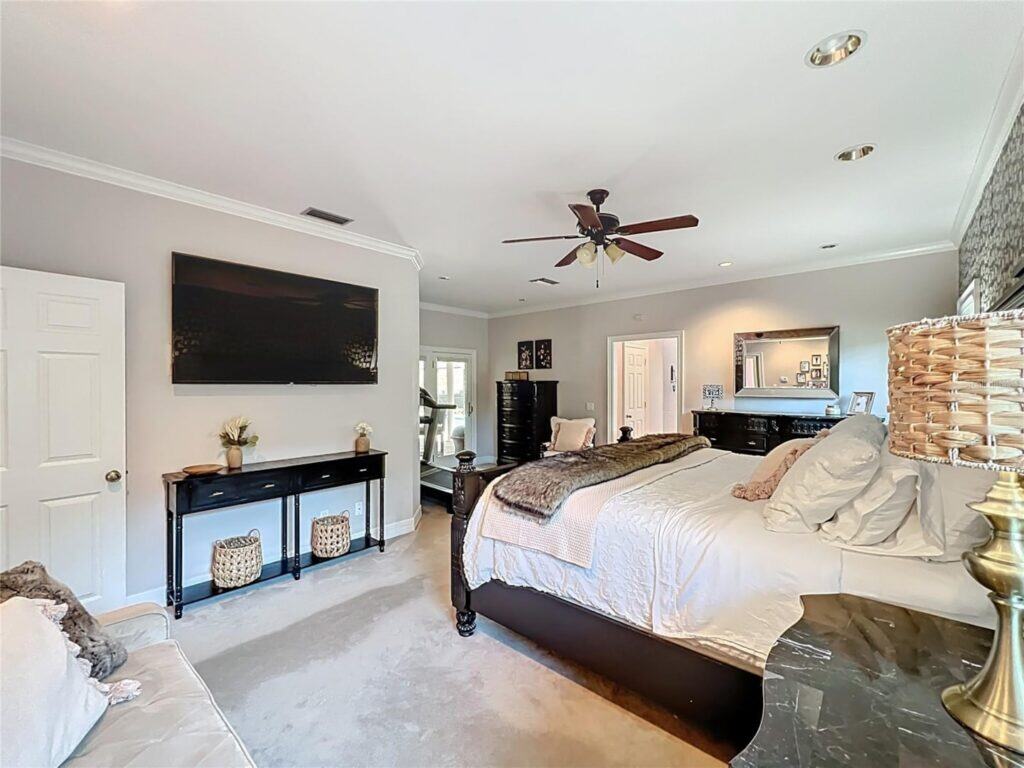 2756 Sequoyah Dr, Haines City, FL 33844 Listed by Rae Chidlow