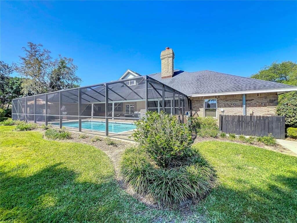 2756 Sequoyah Dr, Haines City, FL 33844 Listed by Rae Chidlow