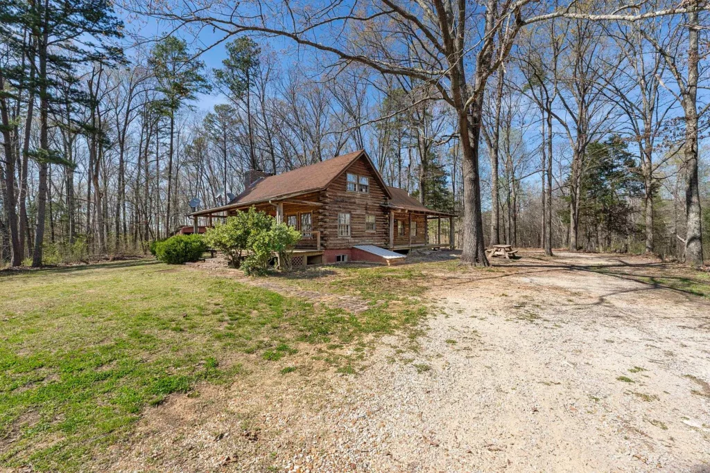 Cabin for sale in Tennessee 7285 Pea Vine Rd, Middleton, TN 38052