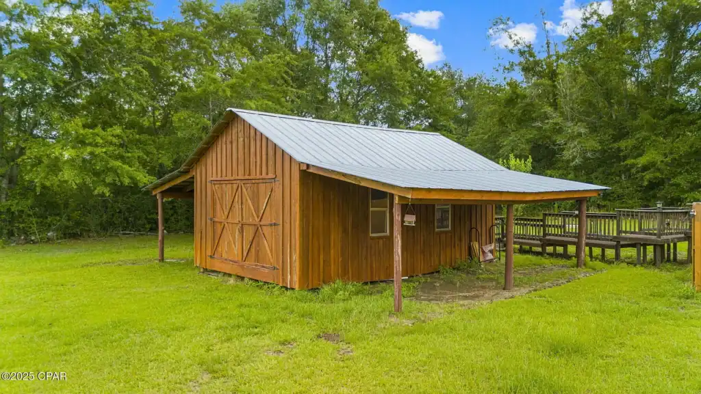 Off Grid Homestead Log cabin home for sale in Florida 2641 Highway 77, Chipley, FL 32428