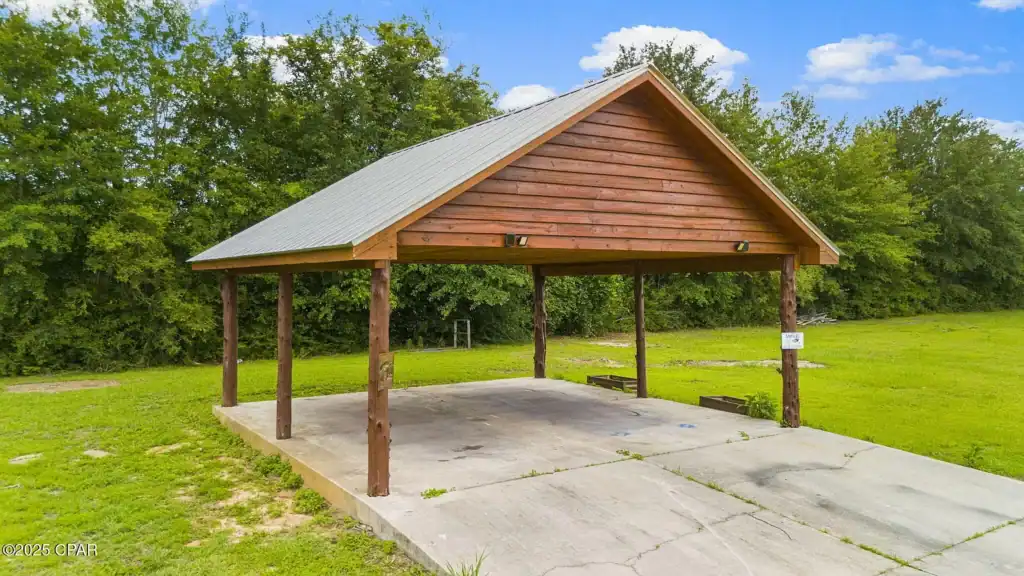 Off Grid Homestead Log cabin home for sale in Florida 2641 Highway 77, Chipley, FL 32428