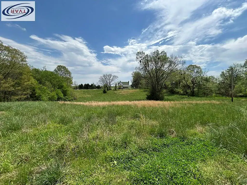 henry tn real estate, henry tennessee real estate, farmhouse for sale henry tn, homes for sale henry tn, west tn real estate, henry tn home with land, barn property henry tn, rural homes henry tn, tennessee farmhouse for sale, fixer upper henry tn, henry tn properties, 5 acres henry tn, henry tn land for sale, tennessee homes with acreage, historic home henry tn, country home henry tn, west tennessee homes, henry county tn real estate, farmhouse restoration tn, affordable homes henry tn, henry tn property for sale, old homes henry tn, tennessee barn property, henry tn homestead, henry tn acreage property