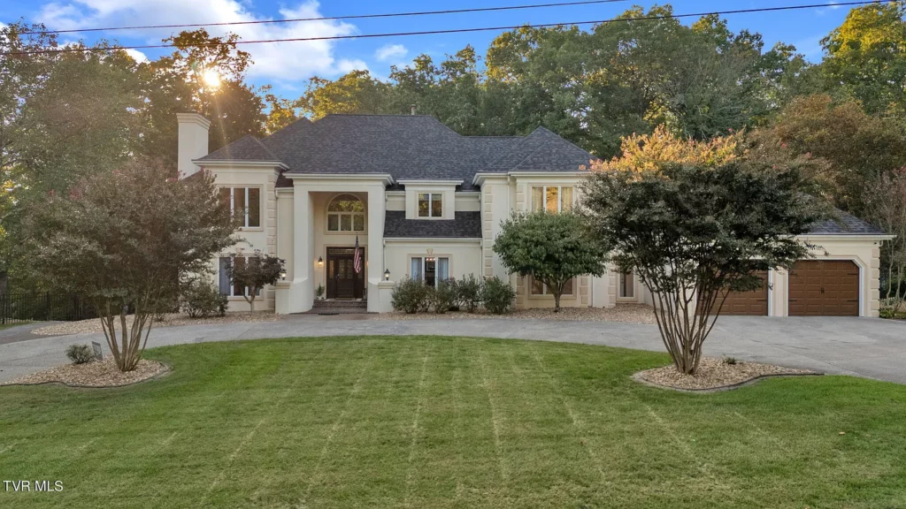 Realtor Andy Lowe, Andy Lowe, 1108 Norfolk Pl Kingsport TN 37660, 1108 Norfolk Pl, Kingsport, TN 37660, Kingsport TN real estate, Tennessee real estate, Realty ONE Group Home Team