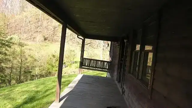 Rustic Craftsman Home on 4 Acres For Sale in Fort Gay, WV – 422 Short Cut Branch Rd, Fort Gay, WV 25514 Preston Cole 304-736-1200, Property Professionals