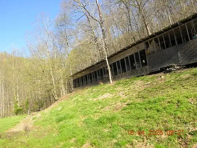 Rustic Craftsman Home on 4 Acres For Sale in Fort Gay, WV – 422 Short Cut Branch Rd, Fort Gay, WV 25514 Preston Cole 304-736-1200, Property Professionals