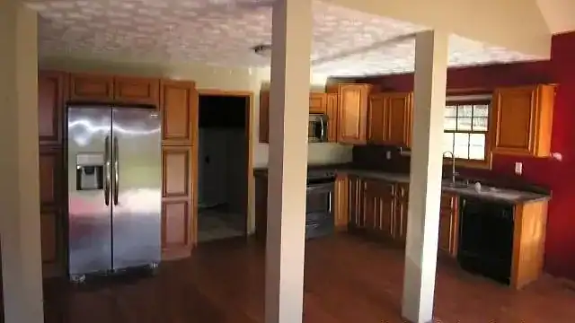 Rustic Craftsman Home on 4 Acres For Sale in Fort Gay, WV – 422 Short Cut Branch Rd, Fort Gay, WV 25514 Preston Cole 304-736-1200, Property Professionals