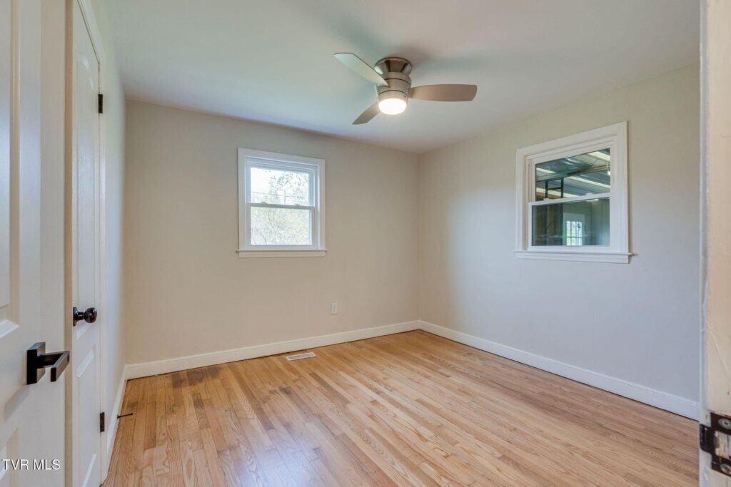 533 Sequoyah Dr, Kingsport, TN 37660 Realtor Matt Adams 423-416-8773, Southern Dwellings