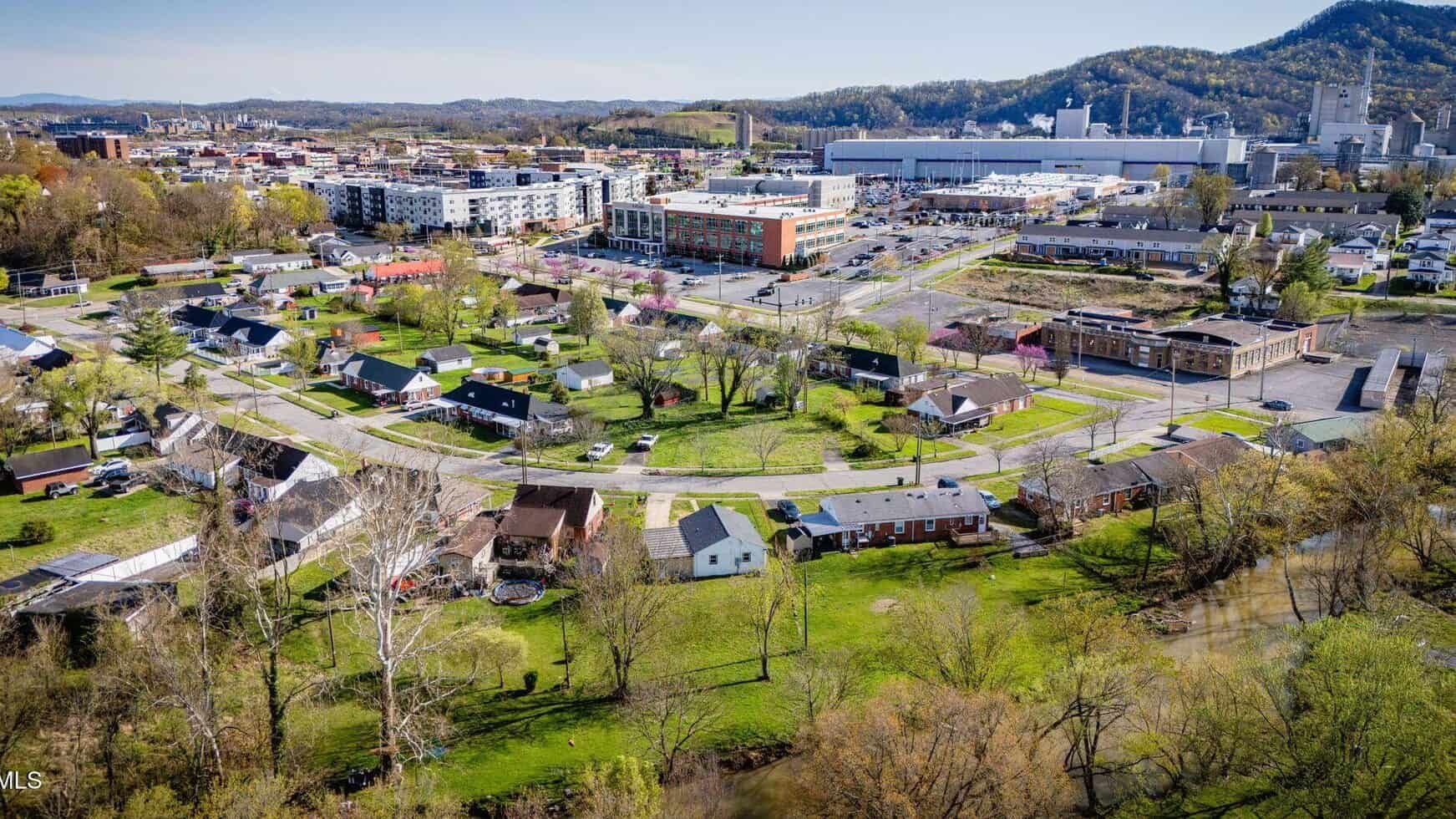 533 Sequoyah Dr, Kingsport, TN 37660 Realtor Matt Adams 423-416-8773, Southern Dwellings