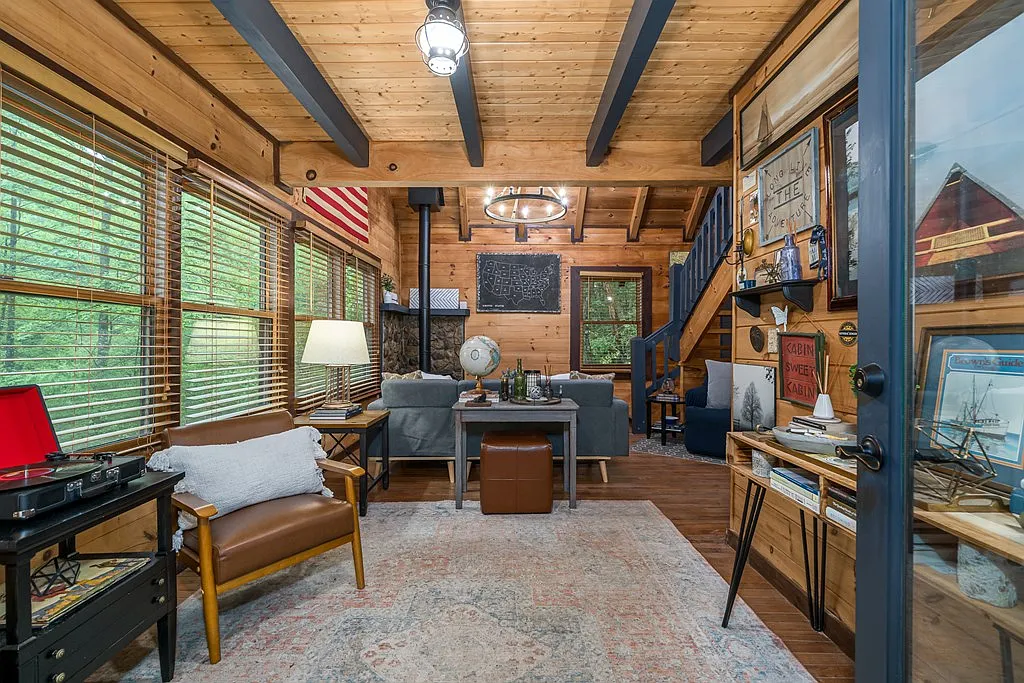 Log Cabin For Sale Georgia 121 Farmstead Rd, Ellijay, GA 30540 Tracy Krohn 404-217-5908, Keller Williams Elevate
