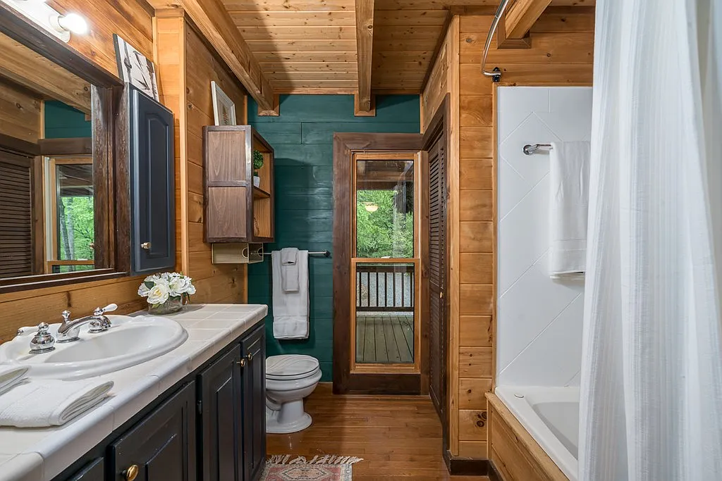 Log Cabin For Sale Georgia 121 Farmstead Rd, Ellijay, GA 30540 Tracy Krohn 404-217-5908, Keller Williams Elevate