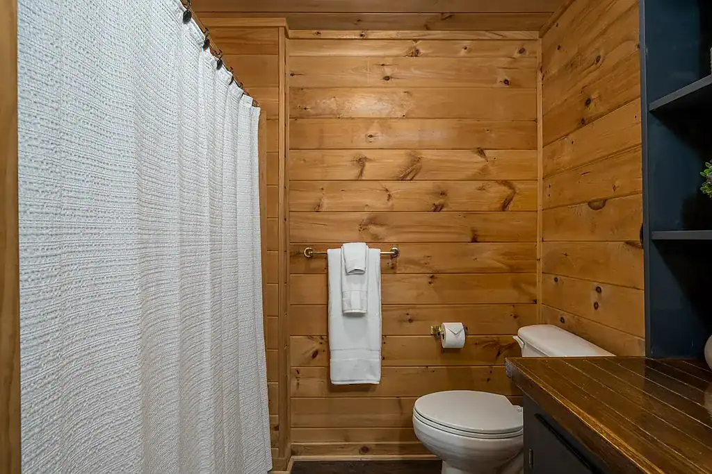 Log Cabin For Sale Georgia 121 Farmstead Rd, Ellijay, GA 30540 Tracy Krohn 404-217-5908, Keller Williams Elevate