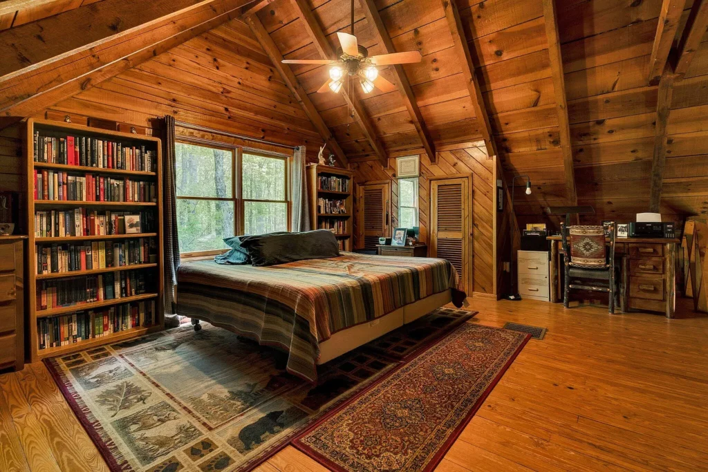 Log Cabin For Sale in Tennessee -147 Blalock Dr, Turtletown, TN 37391