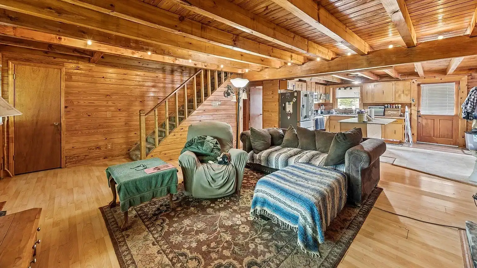 Log Cabin For Sale in Tennessee with Land 193 Horseshoe Bend Ln, Elmwood, TN 38560