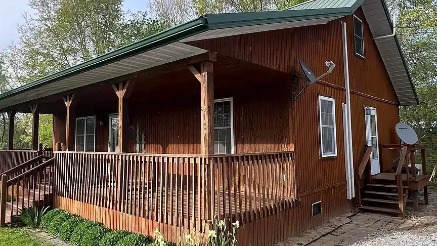 Log cabin for sale in Illinois 15033 Ray Rd, Rushville, IL 62681