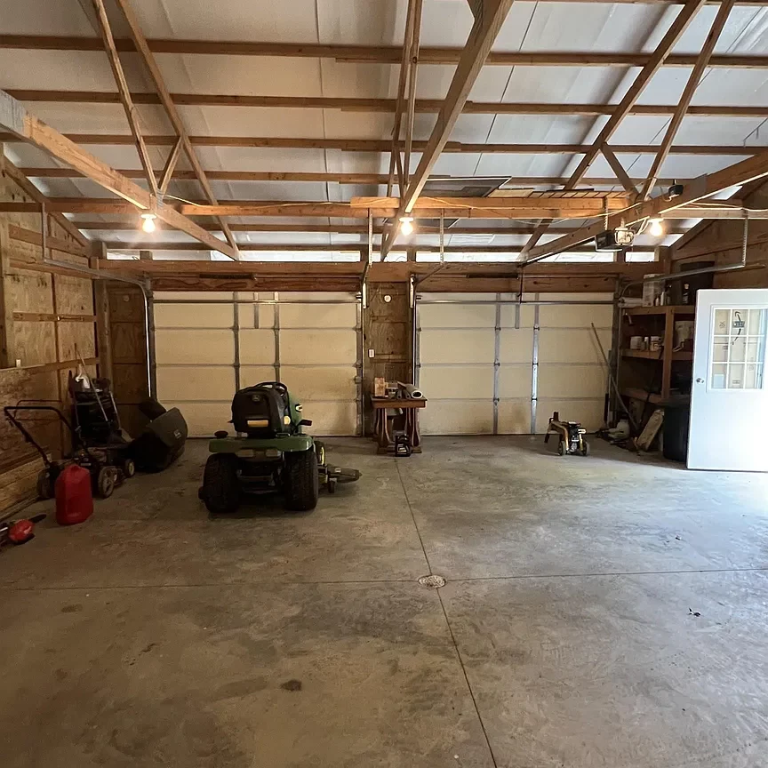 Log cabin for sale in Illinois 15033 Ray Rd, Rushville, IL 62681