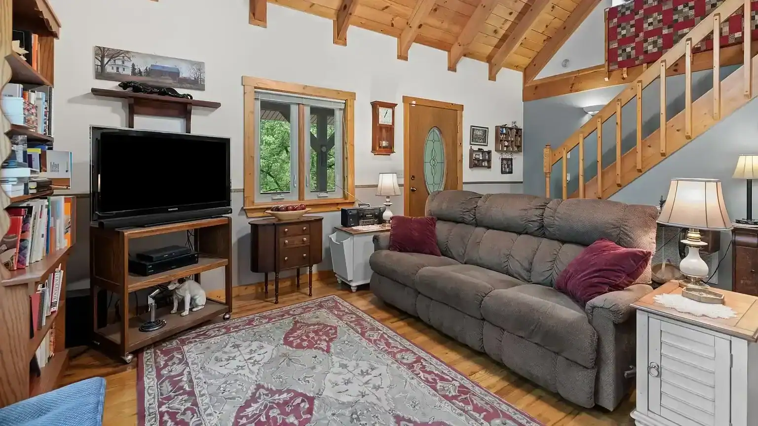 Timber Frame cabin for sale by the creek on 20 acres in Sneedville Tennessee 477 Stoney Fork Rd, Sneedville, TN 37869 Jessee Cook Your Local East Tennessee realtor