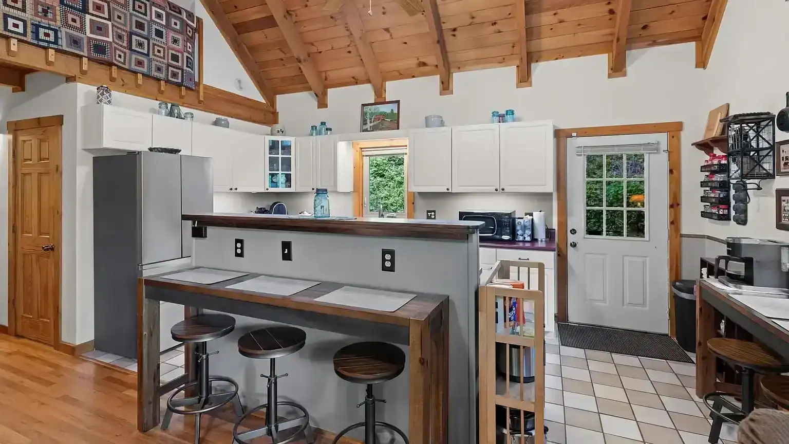Timber Frame cabin for sale by the creek on 20 acres in Sneedville Tennessee 477 Stoney Fork Rd, Sneedville, TN 37869 Jessee Cook Your Local East Tennessee realtor